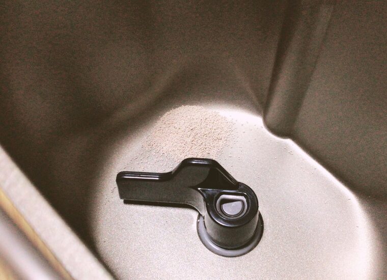 パンケースにドライイースト